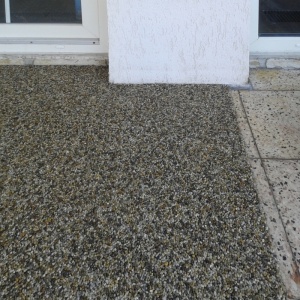 kamenný koberec na terase 4.jpg